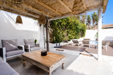 Villa in Marbella - Villa Madrugada - beachside villa in...