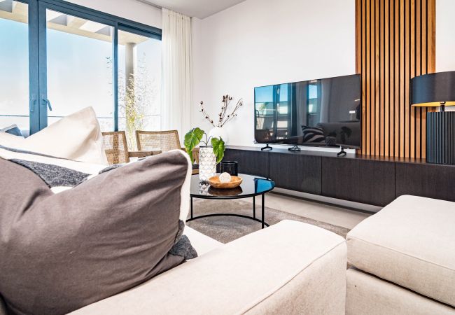 Apartment in Estepona - Casa Mirador VIII by Roomservices