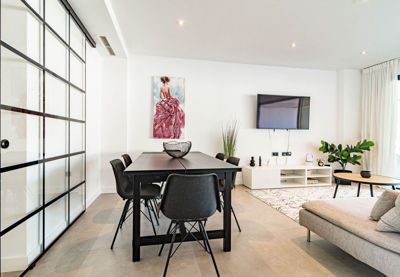 Apartment in Estepona - LAE.7BI- Spacious flat, family friendly resort 
