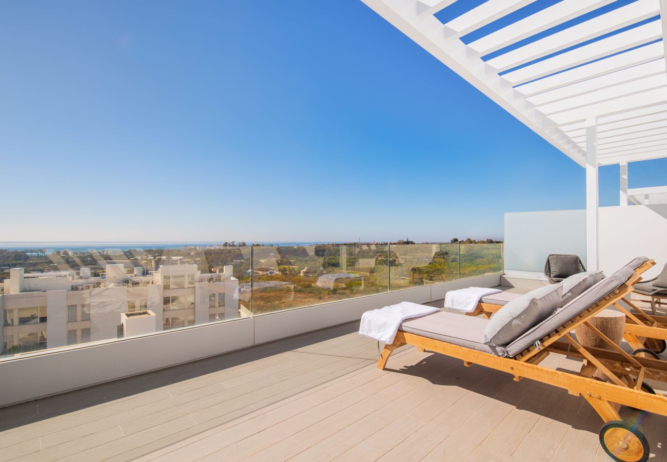 Apartment in Estepona - LM3.52B- Beautiful penthouse for couples with sea views
