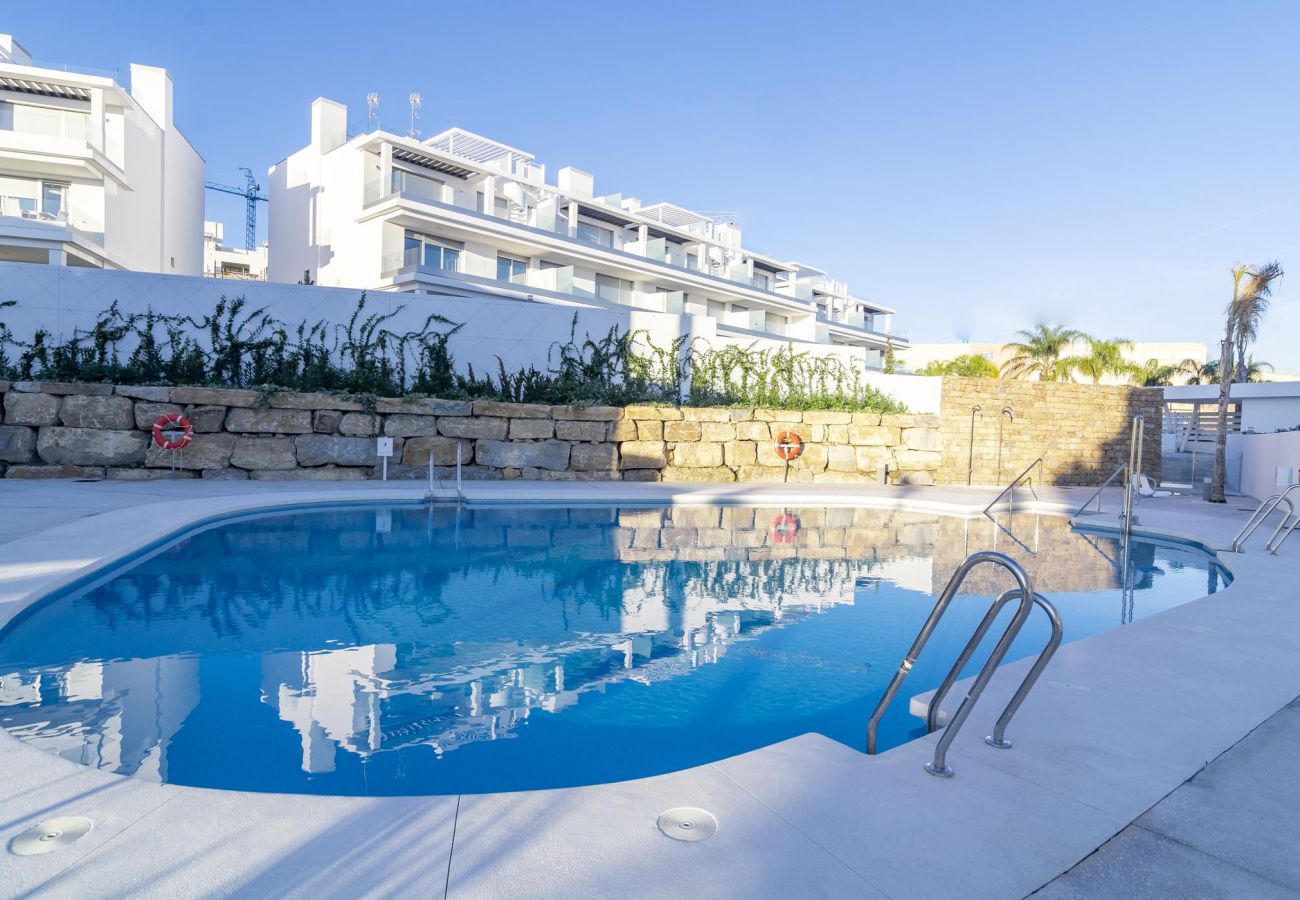Apartment in Estepona - LM4.2A- Nicely furnished family flat