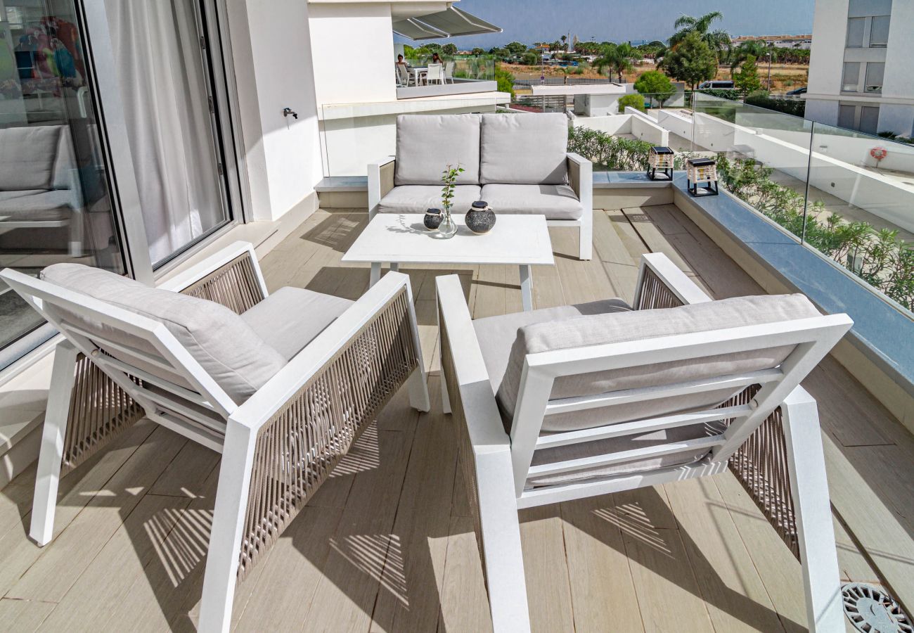 Apartment in Estepona - Casa Le Mirage I by Roomservices 