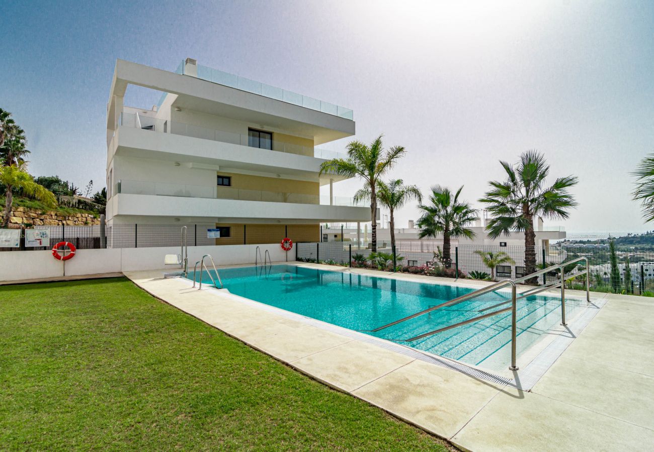 Apartment in Estepona - Casa one 80 by Roomservices