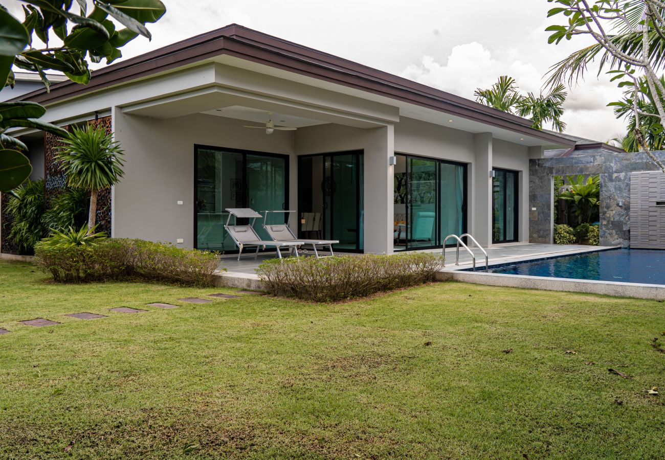 Villa in Phuket - Phayee villa Phuket, Luxury villa on a perfect location