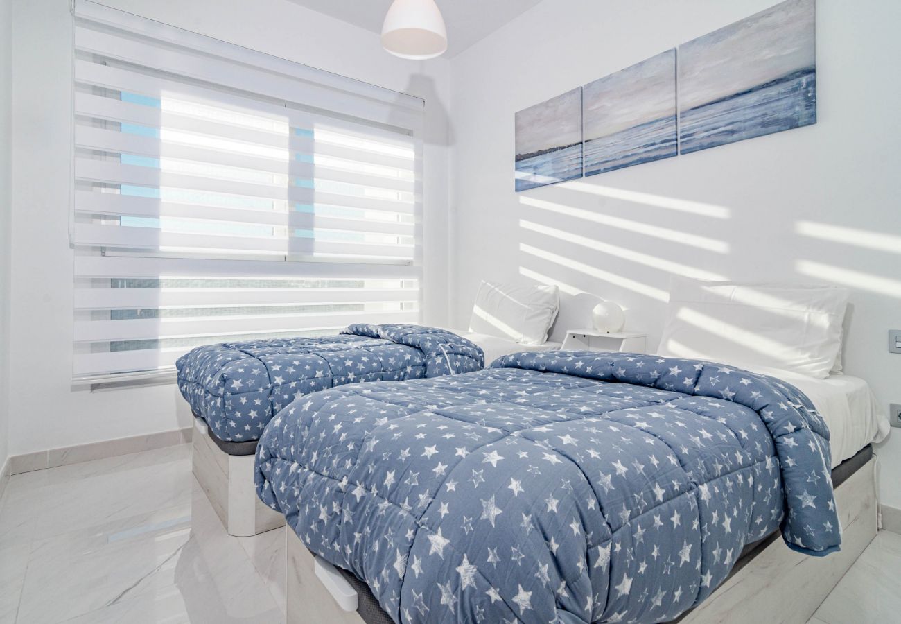 Apartment in Estepona - BEL4- 3 bedroom apartment bel air