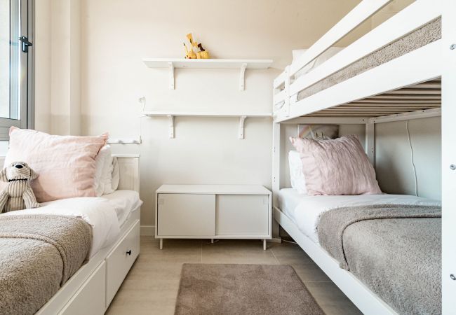 Apartment in Estepona - Casa Vanian II by Roomservices