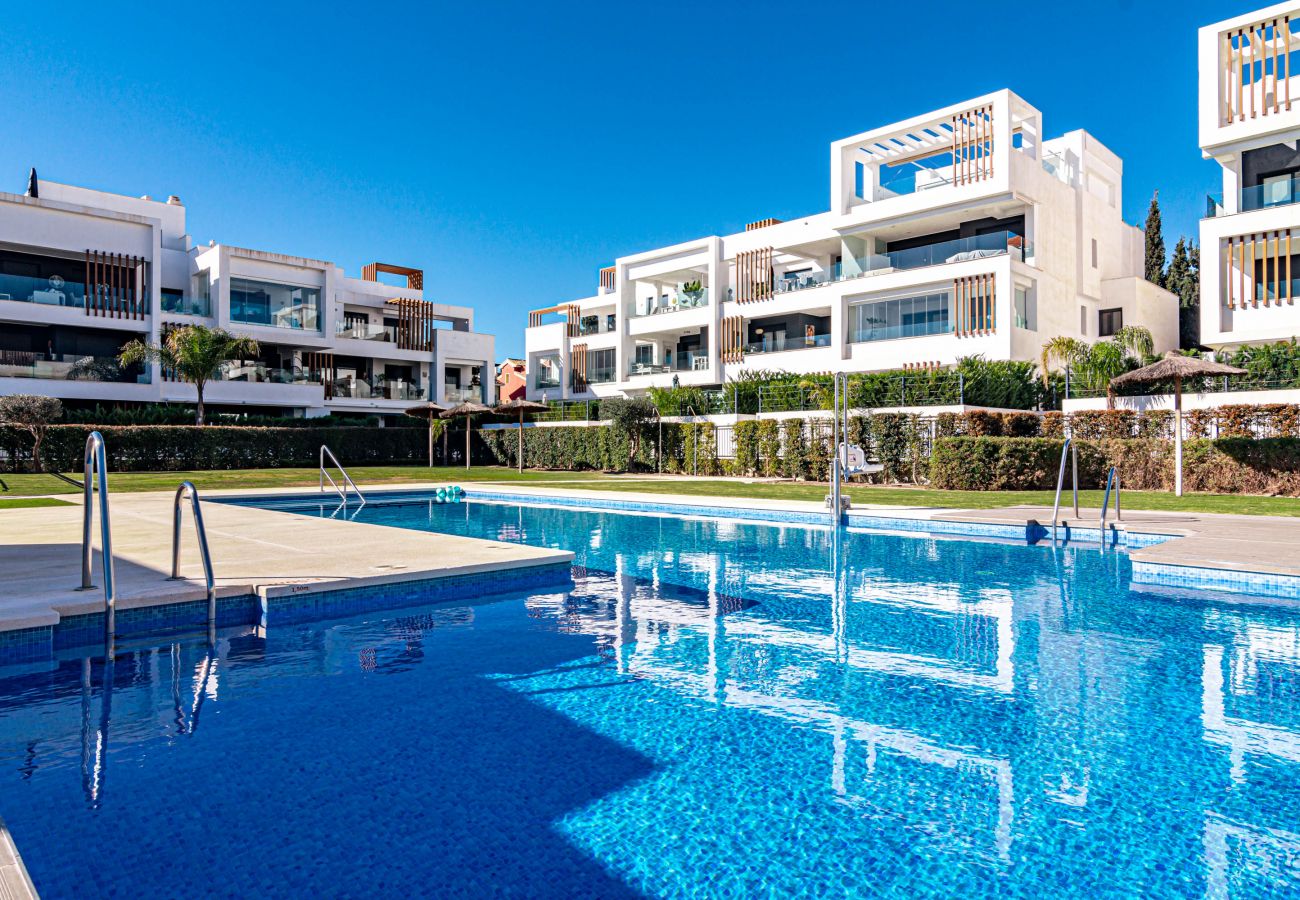 Apartment in New Golden Mile - Fabulous new built holiday flat close to beach 