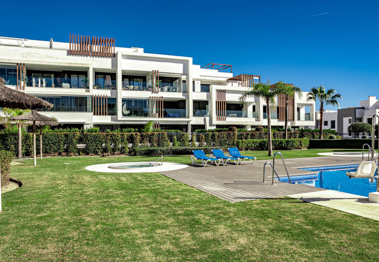 Apartment in New Golden Mile - Fabulous new built holiday flat close to beach 