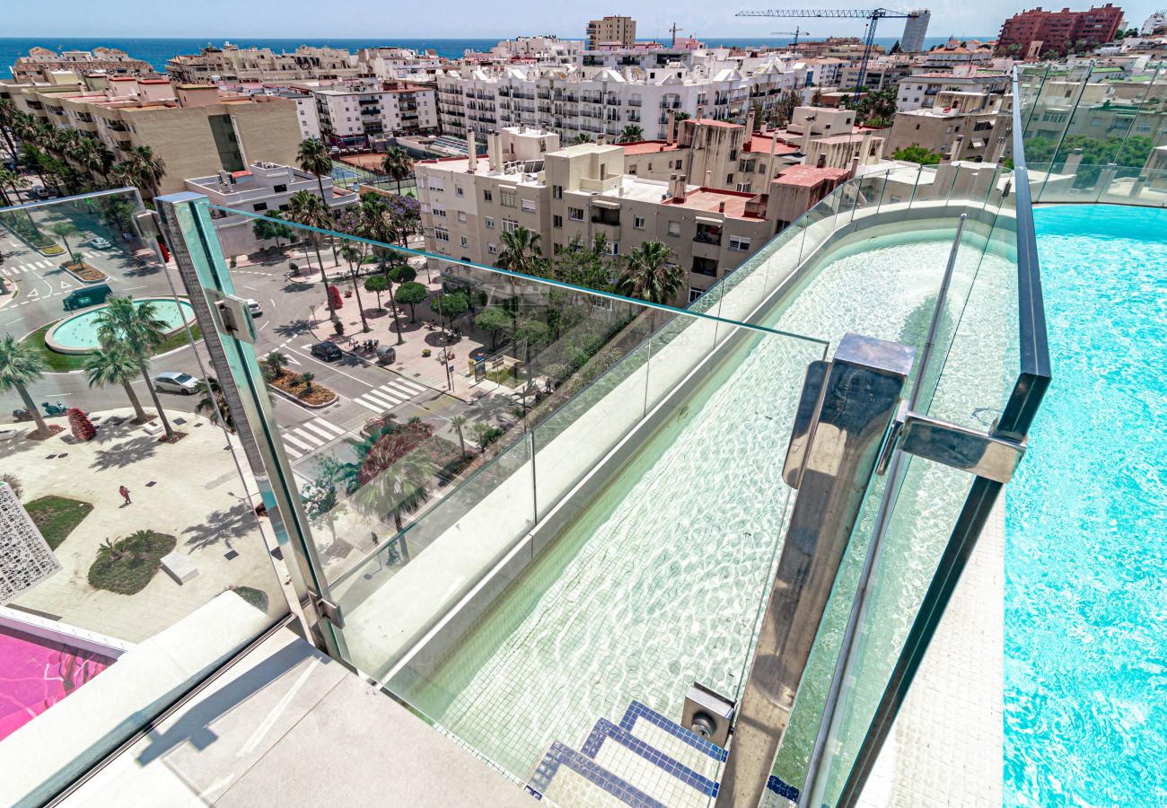 Apartment in Estepona - INF.4.6P -Apotel Infinity Estepona by Roomservices 