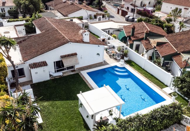 Villa in Marbella - Villa Cara - four bedroom villa close to the beach with private pool