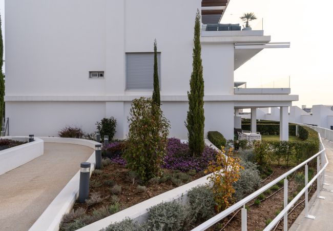 Apartment in Estepona - Le Mirage III - Modern three bedroom apartment with sea views