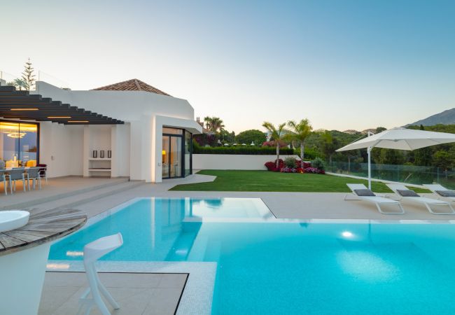 Villa/Dettached house in Marbella - Aloha Luxury Villa