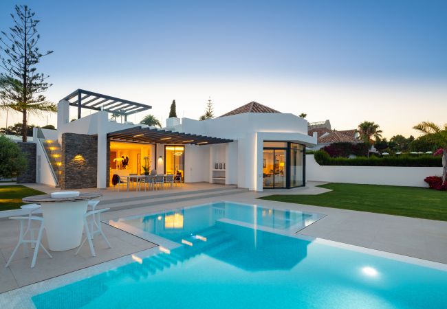 Villa/Dettached house in Marbella - Aloha Luxury Villa