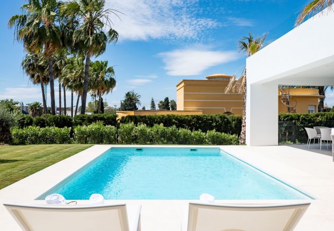 Villa/Dettached house in Marbella - Paraiso de los Olivos