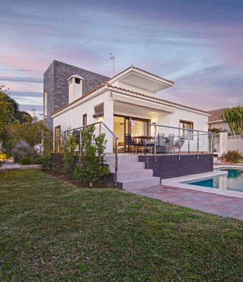 Modern villa close to the beach in Costabella, Marbella