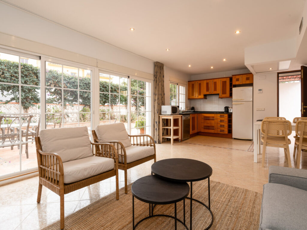 Andasol A1 – Encantadora casa junto a la playa en Costabella