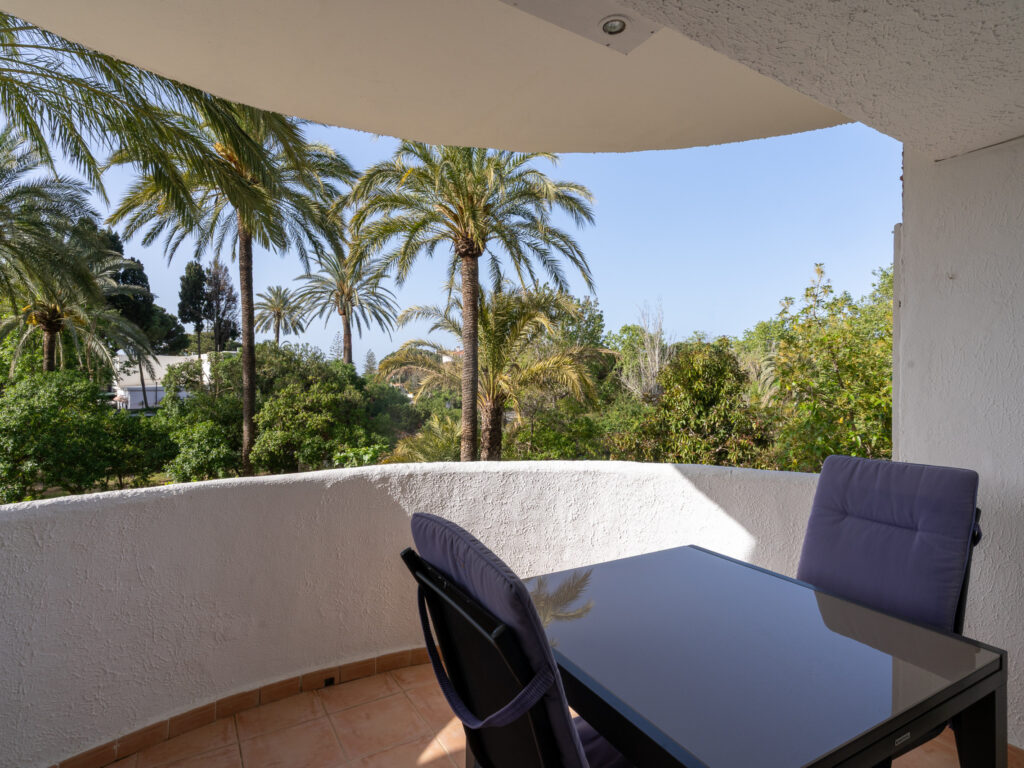 Estudio junto a la playa edificio Coronado